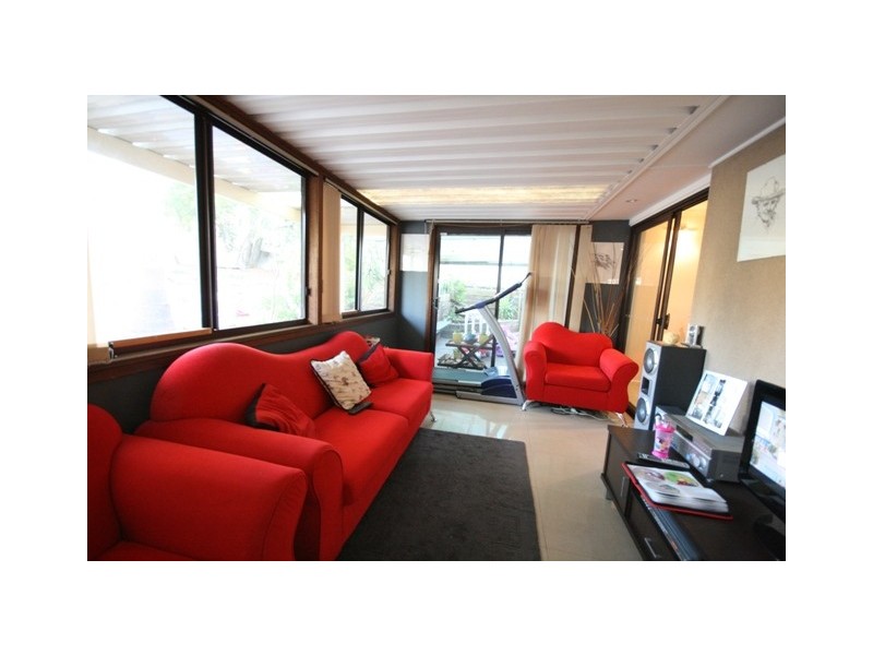 15 CAMPUS DRIVE, Aberfoyle Park SA 5159