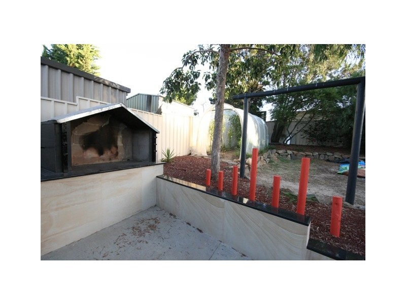 15 CAMPUS DRIVE, Aberfoyle Park SA 5159