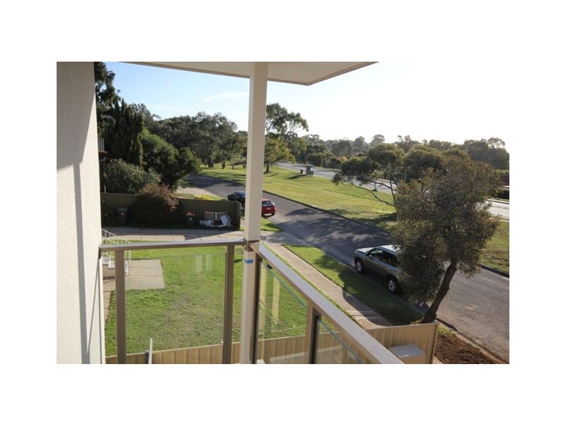 9 Simeon Crescent, Morphett Vale SA 5162