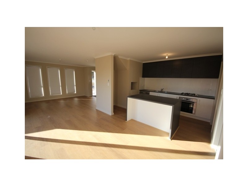 9 Simeon Crescent, Morphett Vale SA 5162