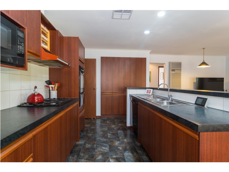 10 Springwood Court, Aberfoyle Park SA 5159