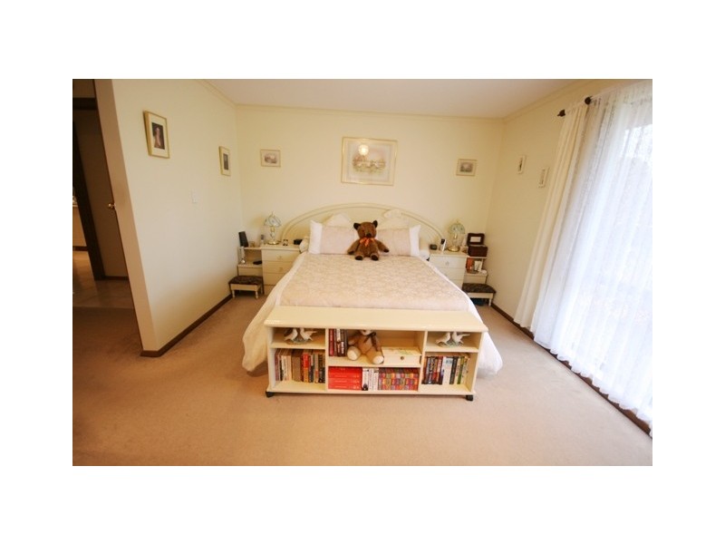 13 DUMPHRIES STREET, Flagstaff Hill SA 5159