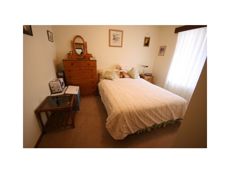 13 DUMPHRIES STREET, Flagstaff Hill SA 5159