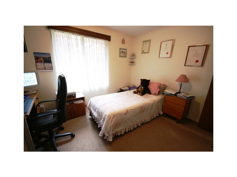 13 DUMPHRIES STREET, Flagstaff Hill SA 5159