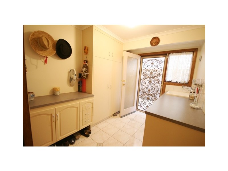 13 DUMPHRIES STREET, Flagstaff Hill SA 5159