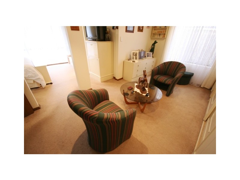 13 DUMPHRIES STREET, Flagstaff Hill SA 5159