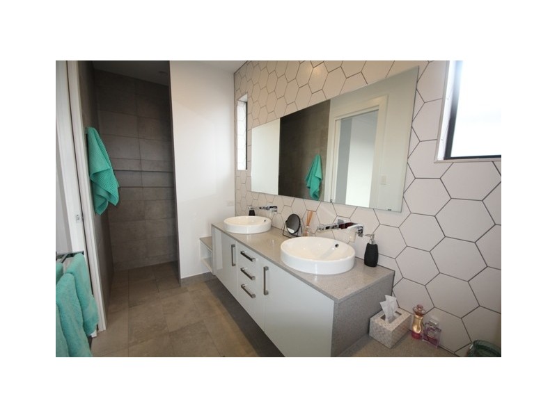 20 Albany Avenue, Port Noarlunga South SA 5167