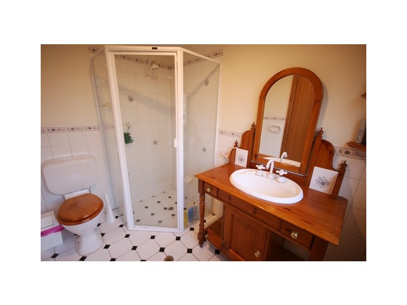 23 SANDALWOOD CRESCENT, Flagstaff Hill SA 5159