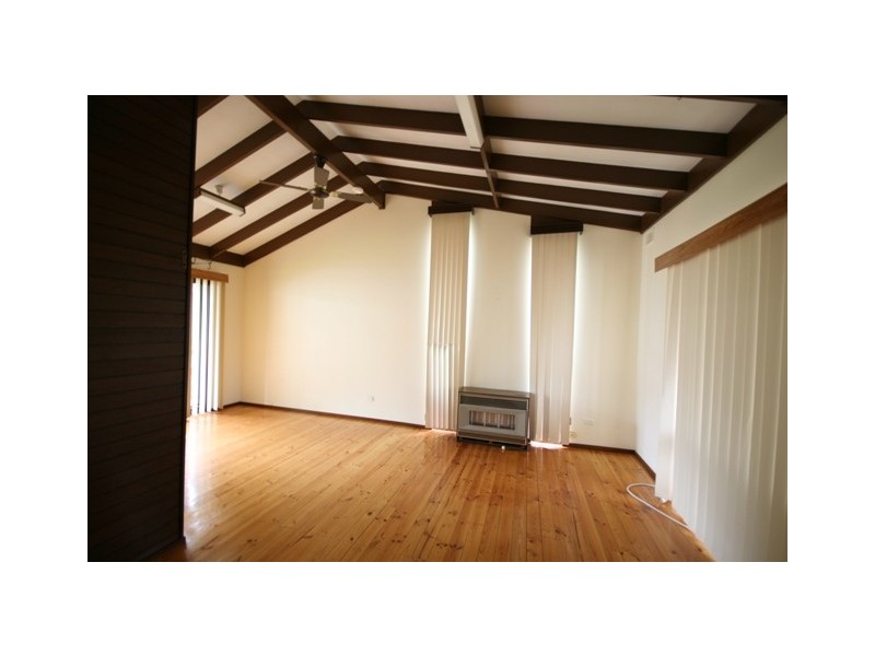 28 SEACOMBE ROAD, Darlington SA 5047