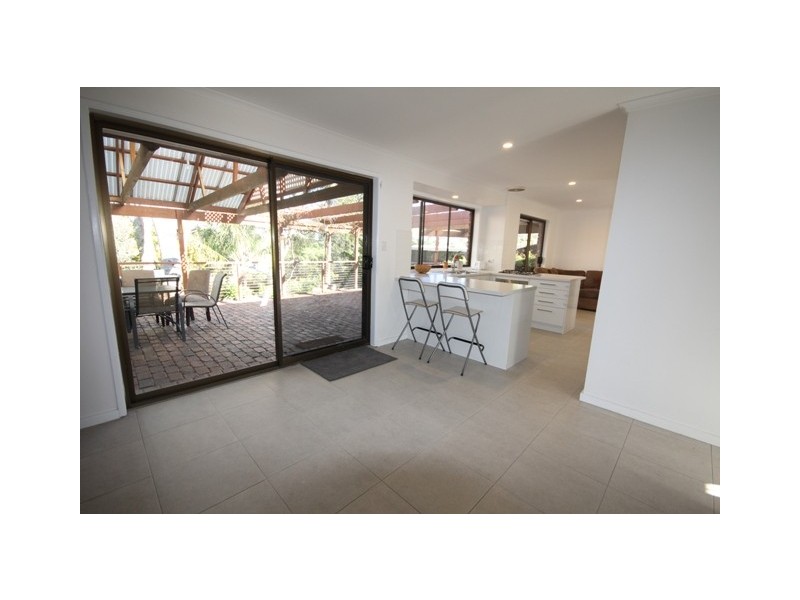 28 Salvador Street, Flagstaff Hill SA 5159