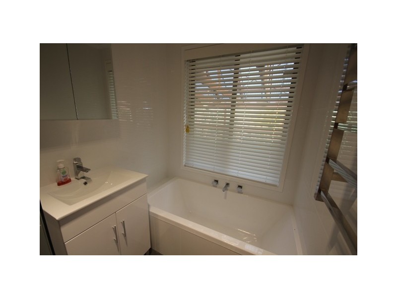 28 Salvador Street, Flagstaff Hill SA 5159