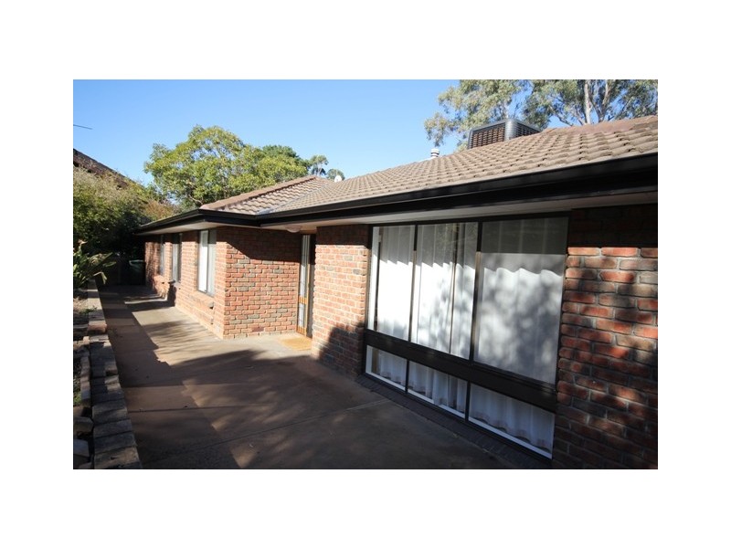 28 Salvador Street, Flagstaff Hill SA 5159