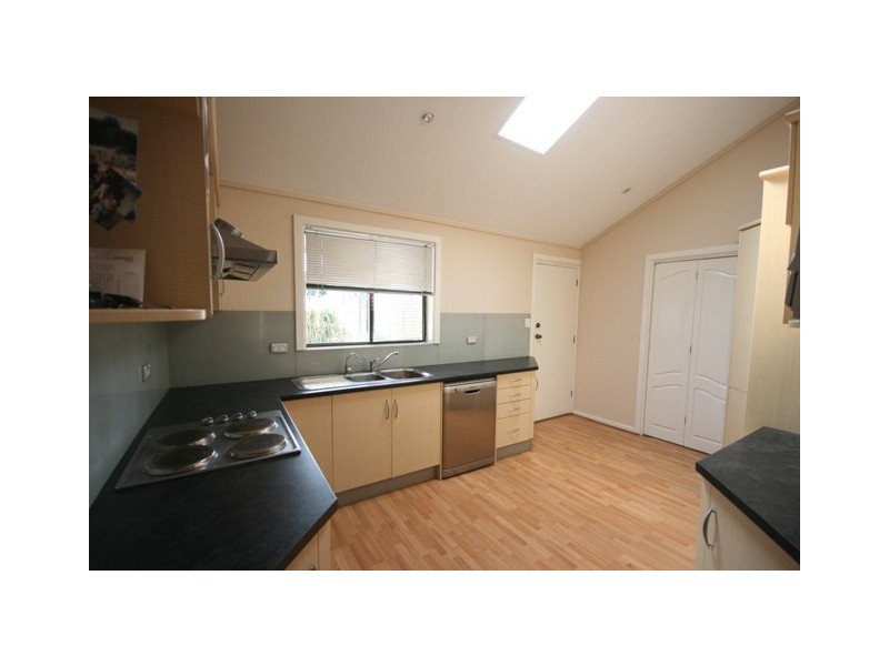 58 RIDGWAY DRIVE, Flagstaff Hill SA 5159