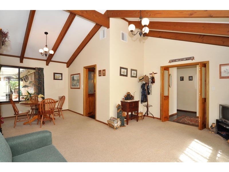 50 DUNALBYN DRIVE, Aberfoyle Park SA 5159