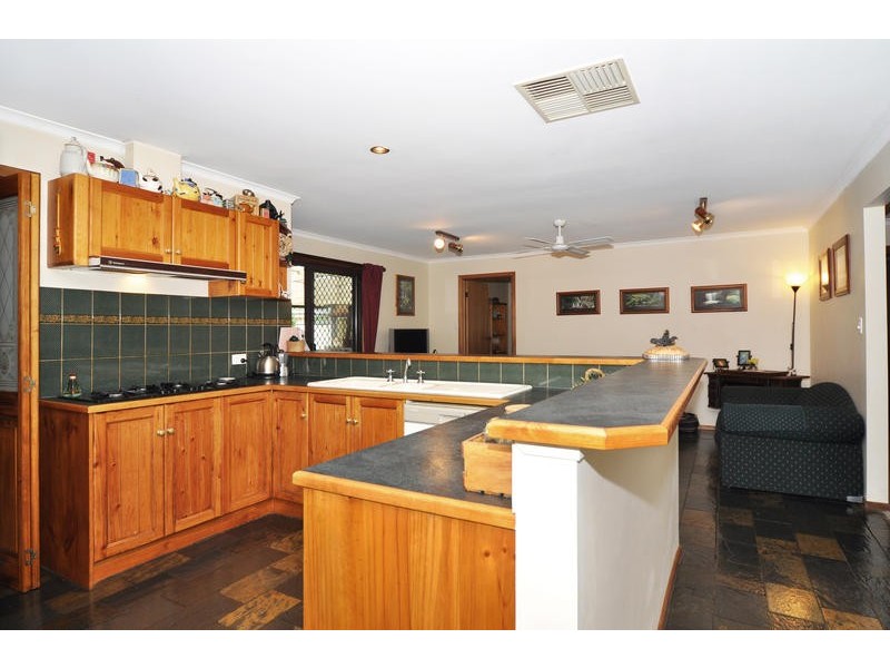 50 DUNALBYN DRIVE, Aberfoyle Park SA 5159