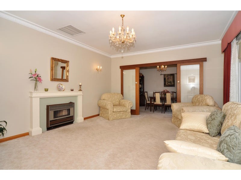 32 RIDGWAY DRIVE, Flagstaff Hill SA 5159