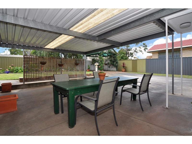 32 RIDGWAY DRIVE, Flagstaff Hill SA 5159