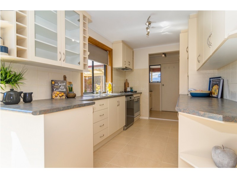 13 Abiona Street, Flagstaff Hill SA 5159