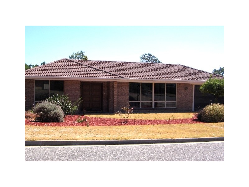 10 ROXANNE STREET, Happy Valley SA 5159