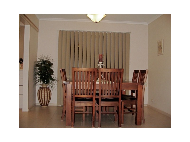 10 ROXANNE STREET, Happy Valley SA 5159