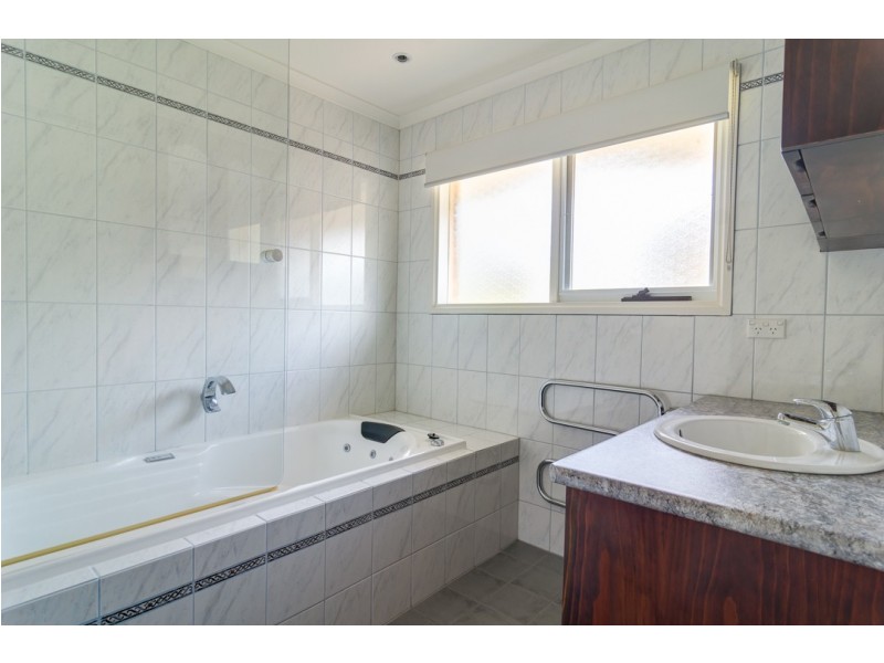 7 Ridgway Drive, Flagstaff Hill SA 5159