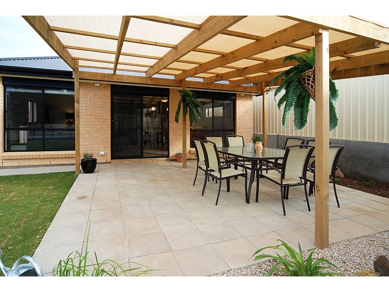 3  Beverley Street, Flagstaff Hill SA 5159