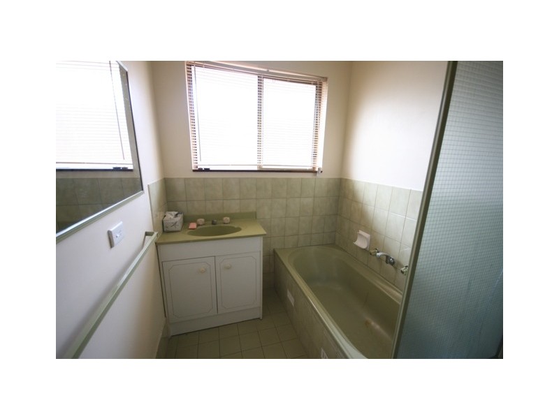 1 ABBERTON STREET, Flagstaff Hill SA 5159