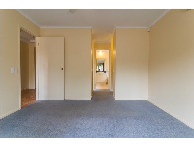 10 Corsair Street, Flagstaff Hill SA 5159