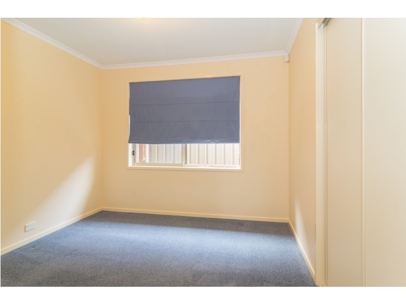 10 Corsair Street, Flagstaff Hill SA 5159