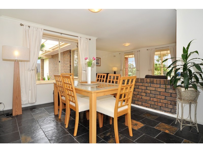 33 York Drive, Flagstaff Hill SA 5159