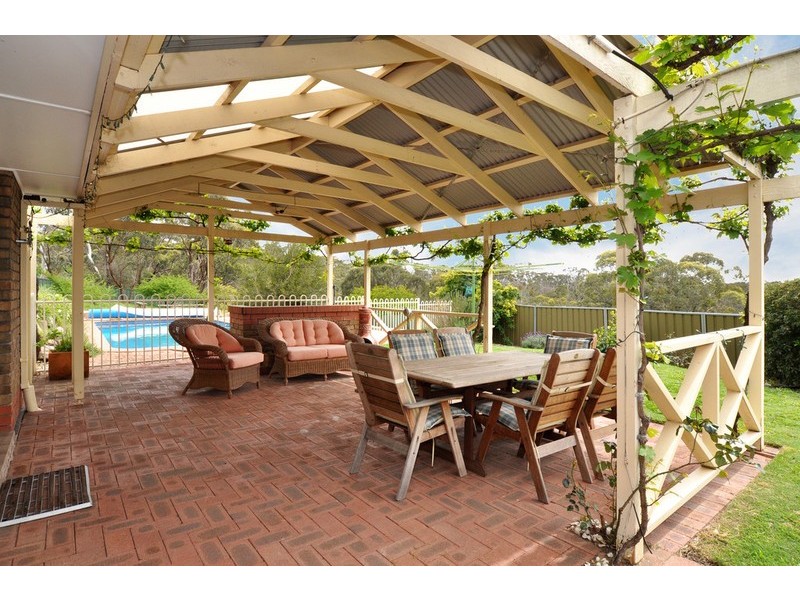 33 York Drive, Flagstaff Hill SA 5159