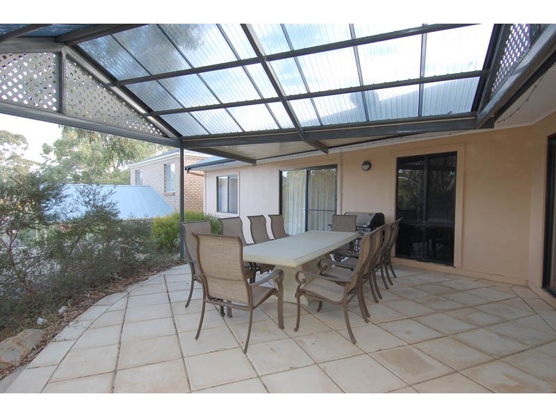 4 Teal Court, Flagstaff Hill SA 5159