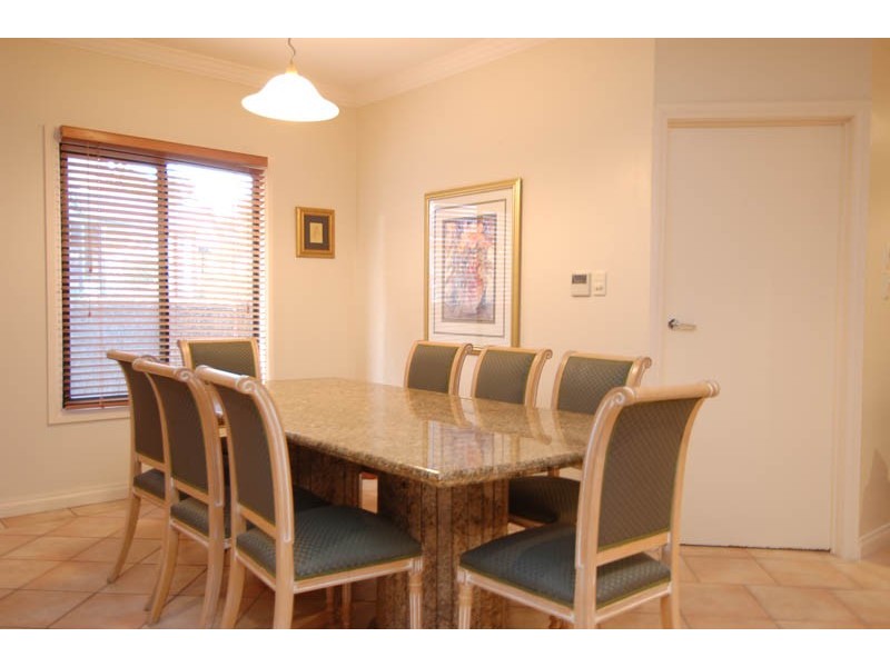 4 Teal Court, Flagstaff Hill SA 5159