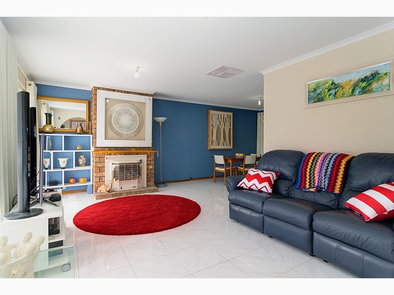 4 Woodcroft Drive, Morphett Vale SA 5162