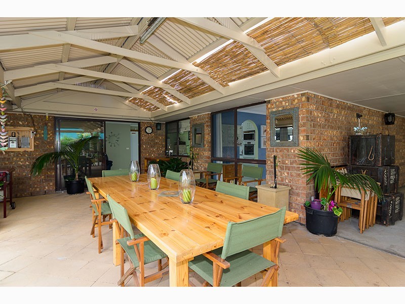 4 Woodcroft Drive, Morphett Vale SA 5162