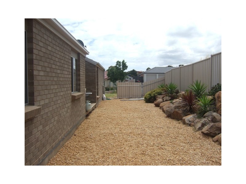 22 FUSCHIA STREET, Huntfield Heights SA 5163