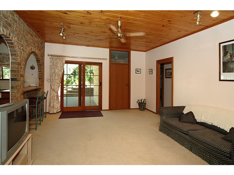 2 Marienberg Rise, Aberfoyle Park SA 5159