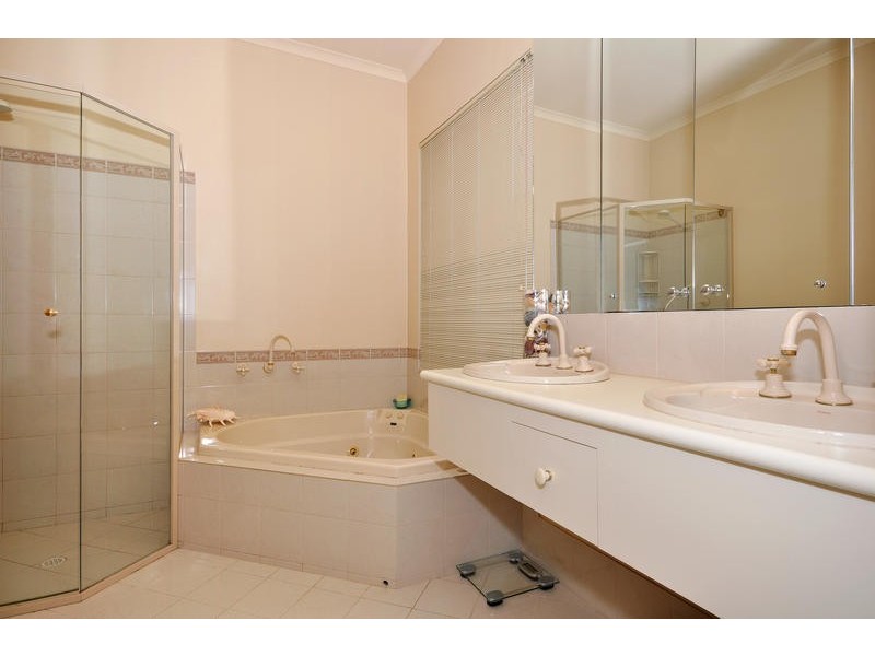 7 EGRET COURT, Flagstaff Hill SA 5159