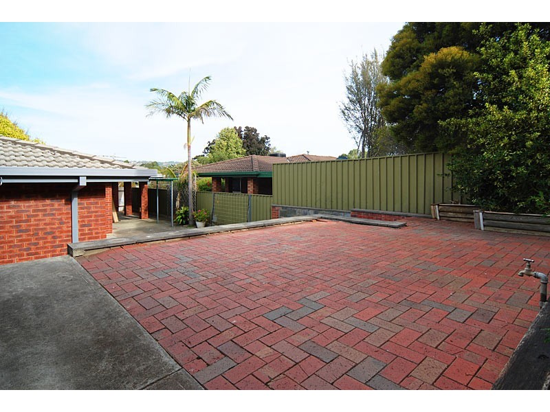 1 Sarepta Court, Flagstaff Hill SA 5159