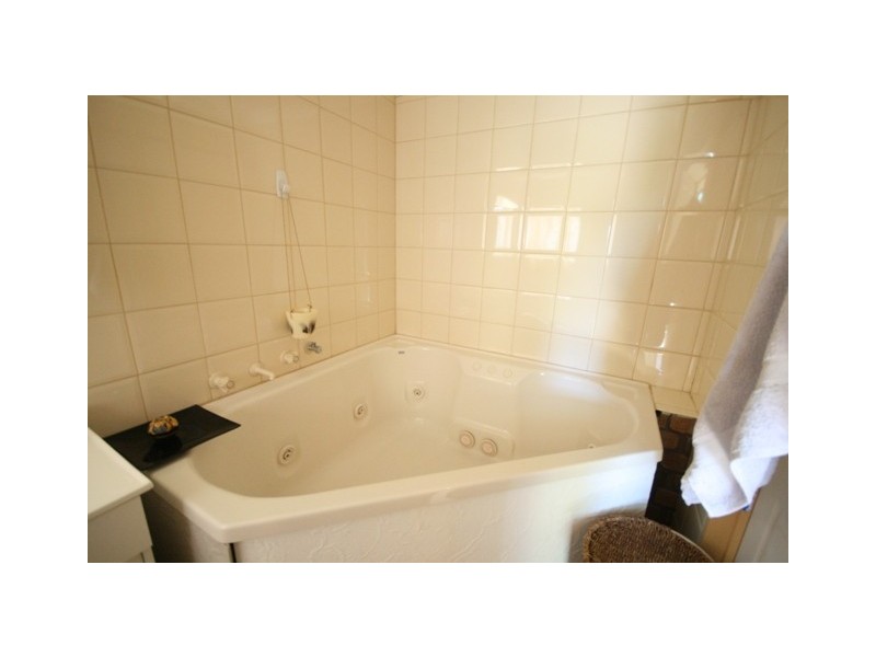 12 SALVADOR STREET, Flagstaff Hill SA 5159