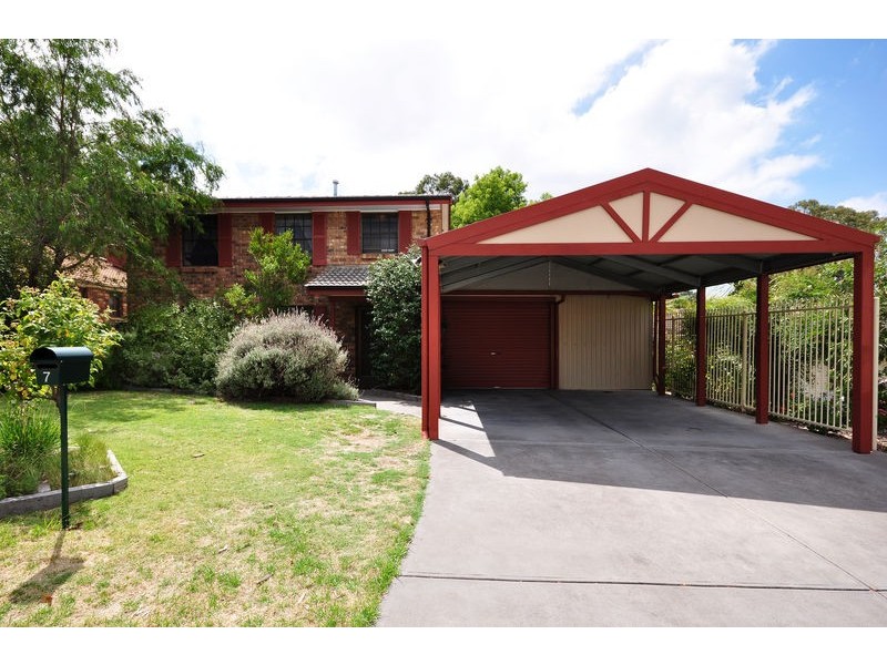 7 DUMPHRIES STREET, Flagstaff Hill SA 5159