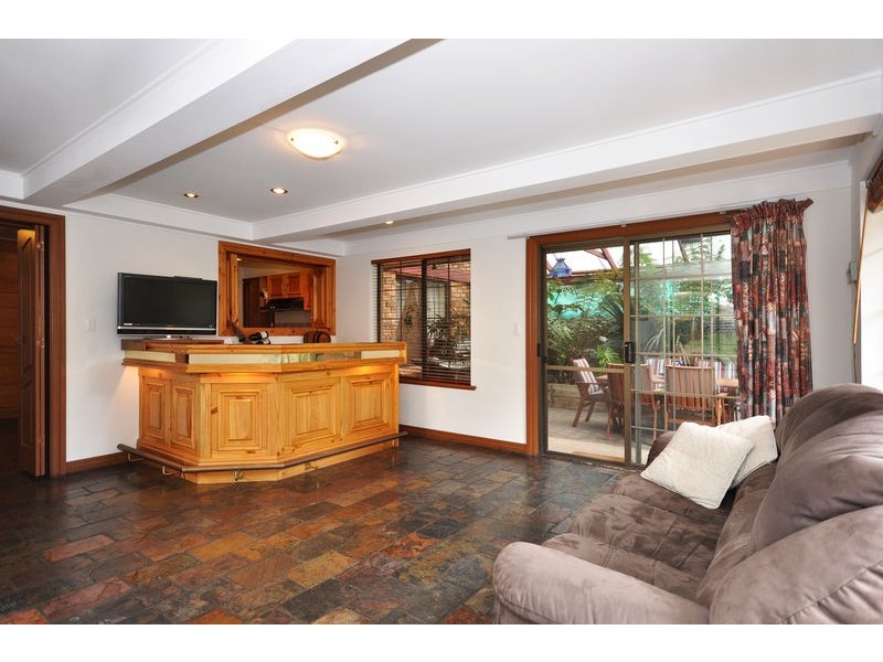 7 DUMPHRIES STREET, Flagstaff Hill SA 5159