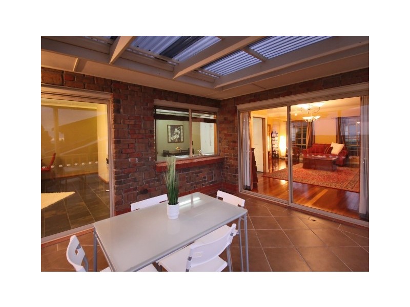 68 SEAVIEW DRIVE, Happy Valley SA 5159