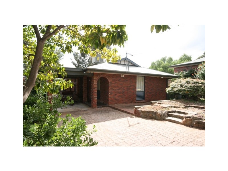85 BLACK ROAD, Flagstaff Hill SA 5159