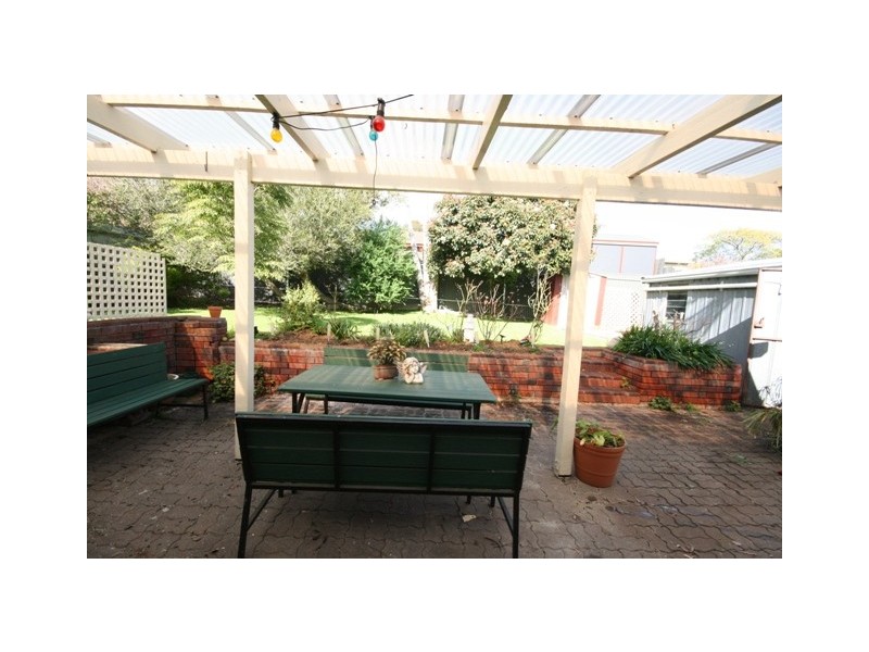 6 ROXANNE AVENUE, Aberfoyle Park SA 5159