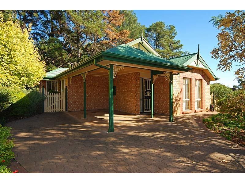 6 Dunalbyn Drive, Aberfoyle Park SA 5159