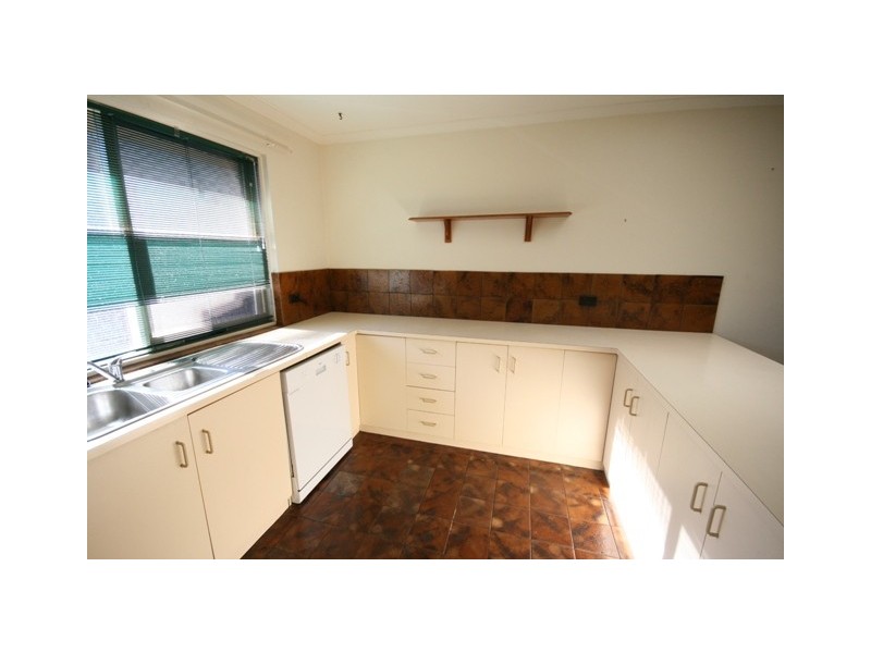 166 BLACK ROAD, Flagstaff Hill SA 5159