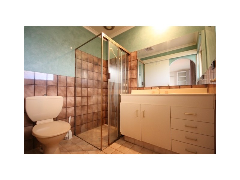 166 BLACK ROAD, Flagstaff Hill SA 5159