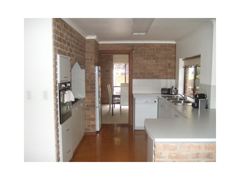 18 CATHARINA STREET, Flagstaff Hill SA 5159