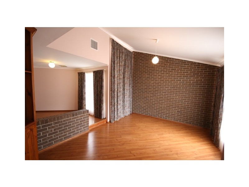 9 CORRIEDALE HILL DRIVE, Happy Valley SA 5159